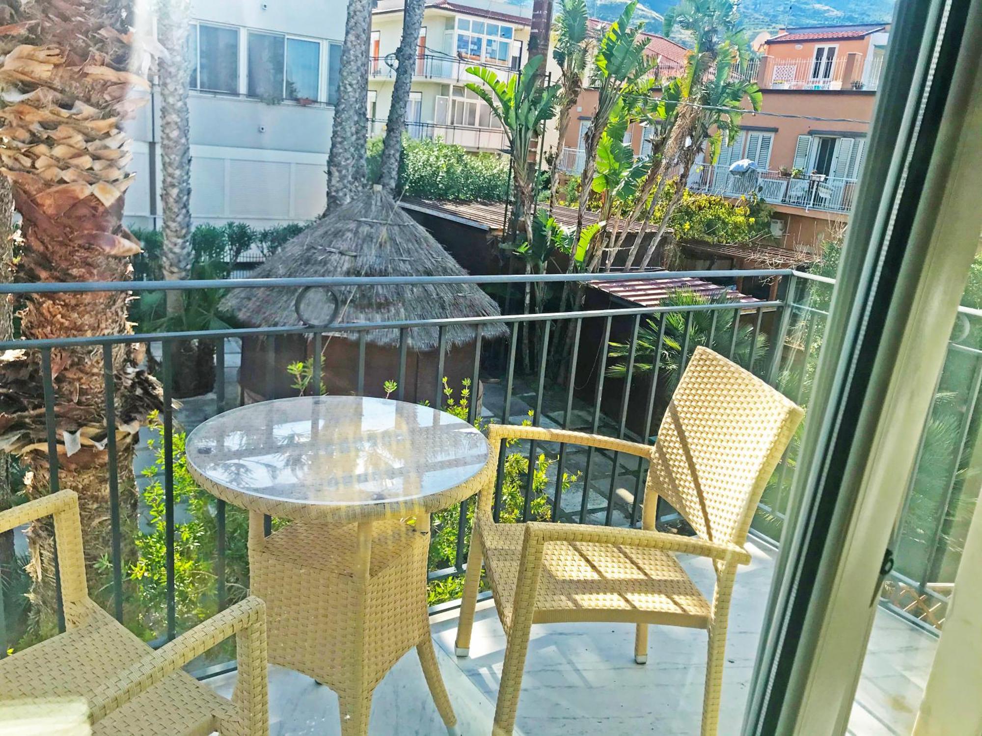 Villa Gaia Hotel Cefalu Ruang foto